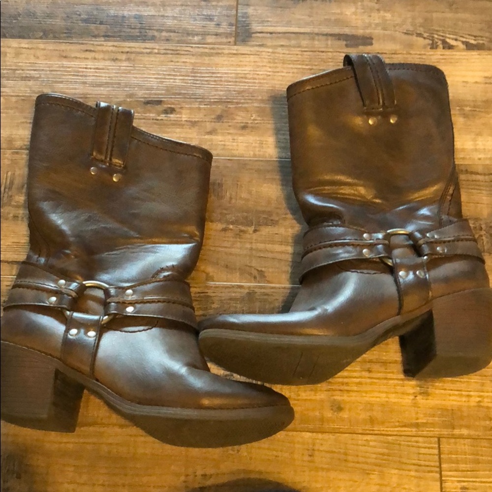 Boots